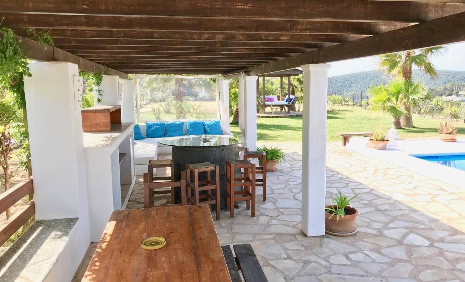 Foto 13 von 35: Villa „El Palau De Can Sergent“ mit Bergblick, WLAN und Klimaanlage