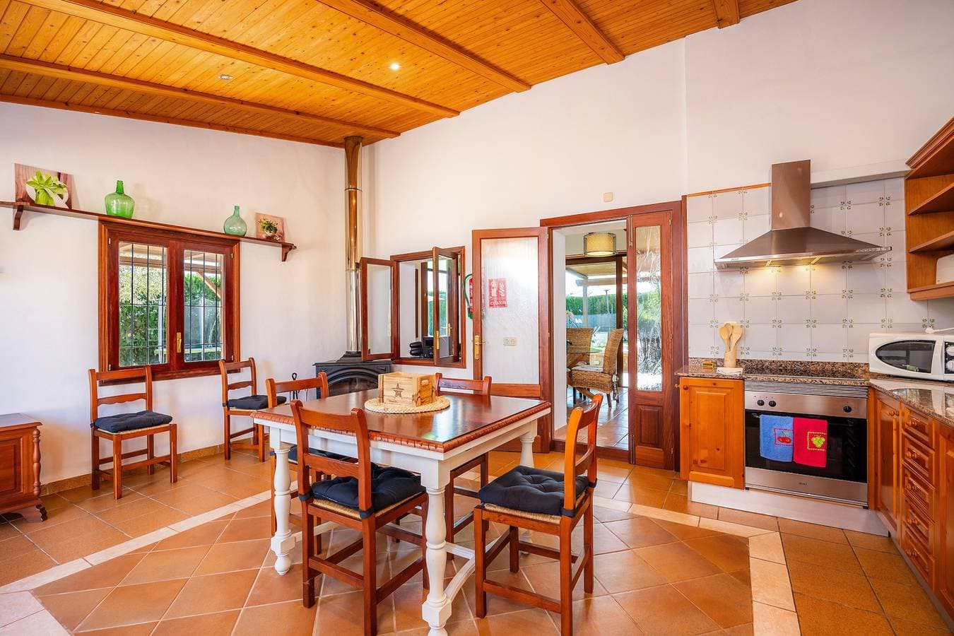 Foto 12 von 35: Finca 'S'Hostalet' mit Bergblick, privatem Pool und Wi-Fi