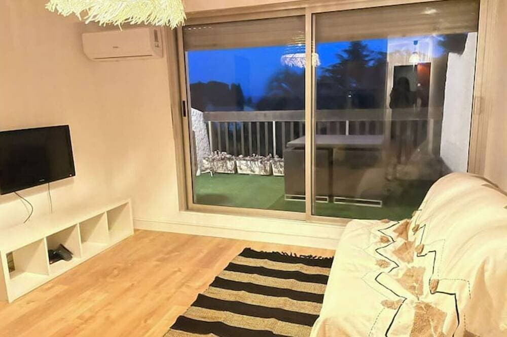 Foto 5 von 21: Cosy apartment with sea view and swimming pool