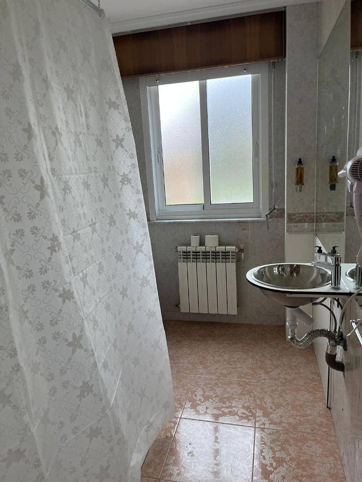 Foto 9 von 11: Double or Twin Room with Shared Bathroom