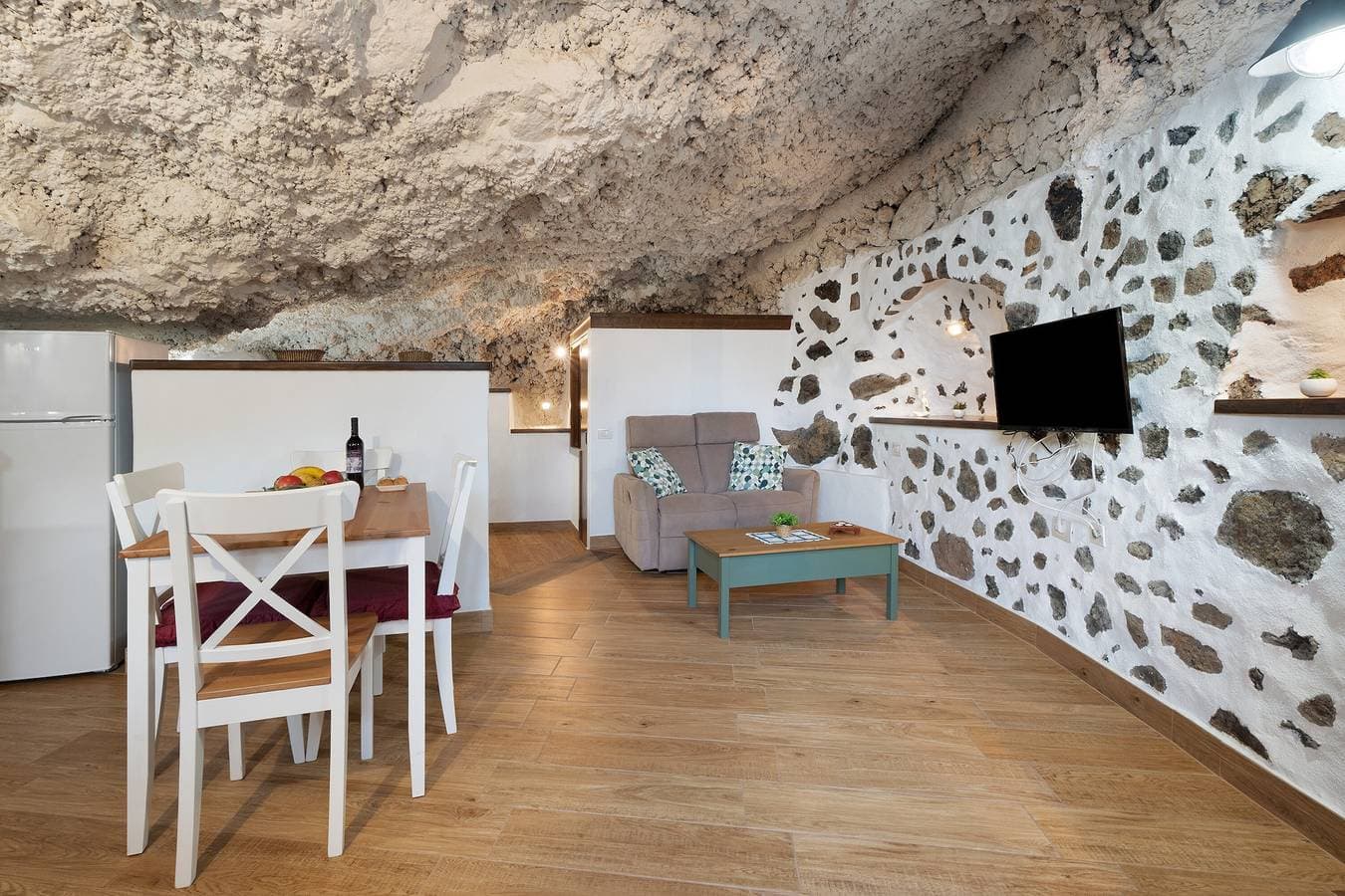 Foto 9 von 30: Ferienwohnung "Cueva El Desvelo" mit Meerblick, 3 privaten Terrassen und WLAN