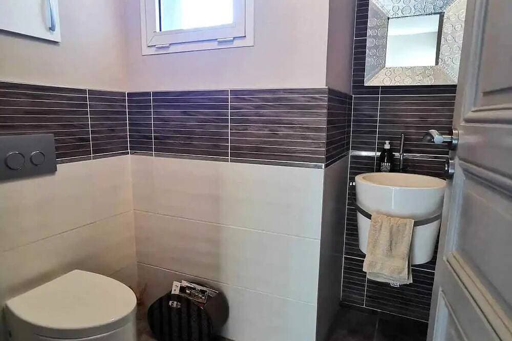 Foto 10 von 30: La villa du Bion*Private pool*Jacuzzi*Clim*Terrace 13250 Saint-Chamas