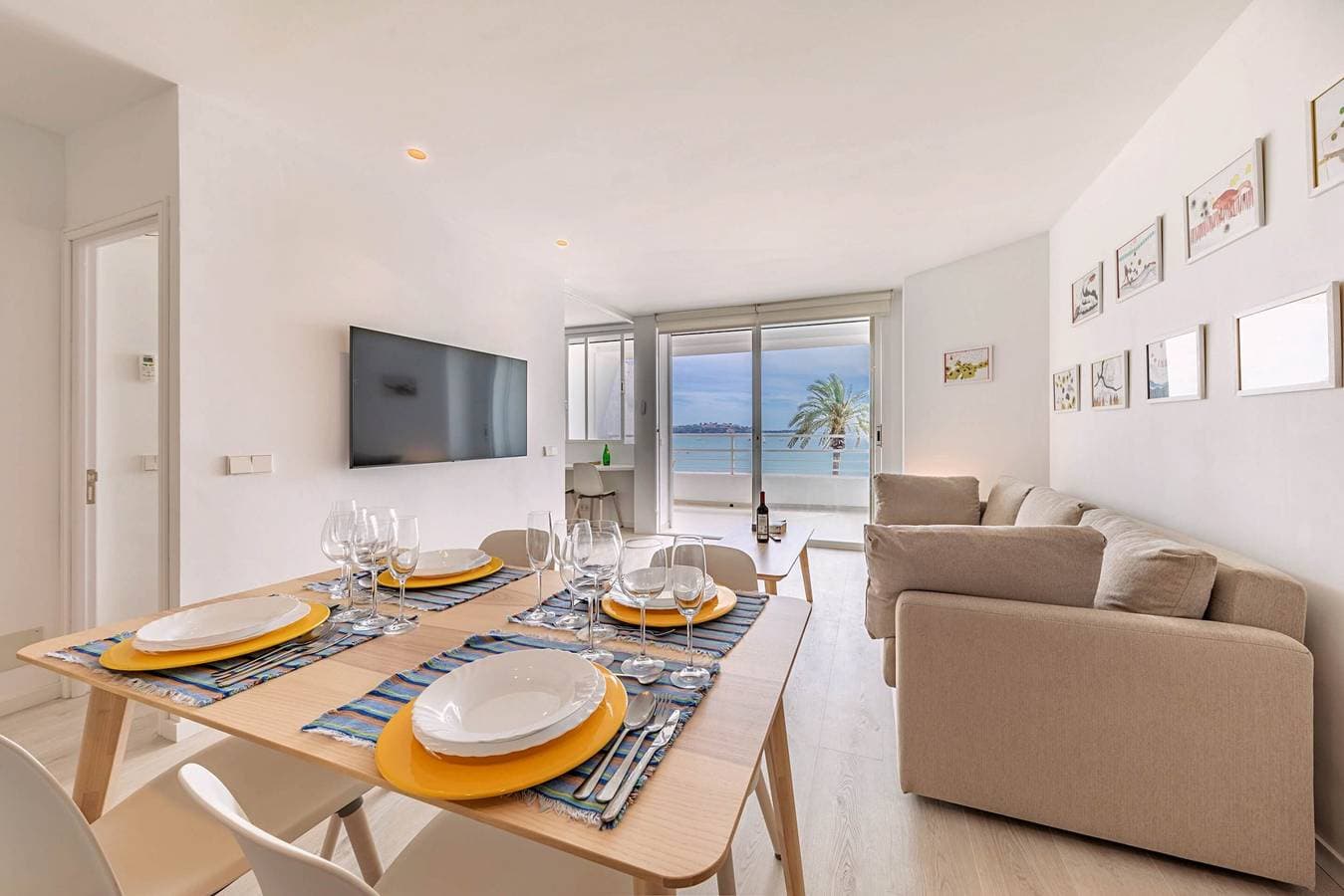 Foto 9 von 20: Beachfront Apartment Sivella Mar