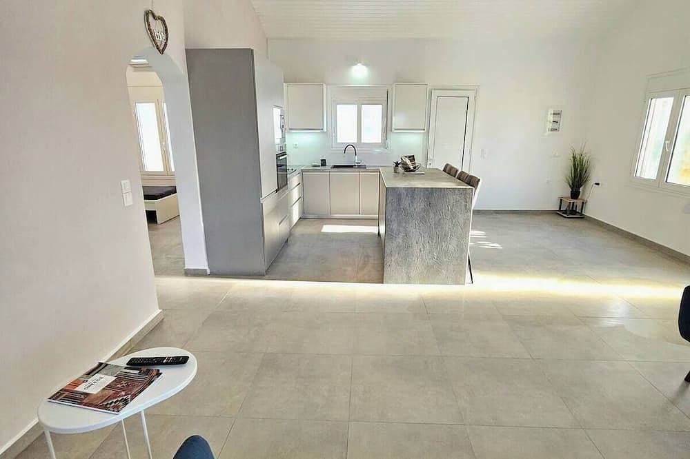 Foto 9 von 30: Seaview Villa with private pool,180m from the sea