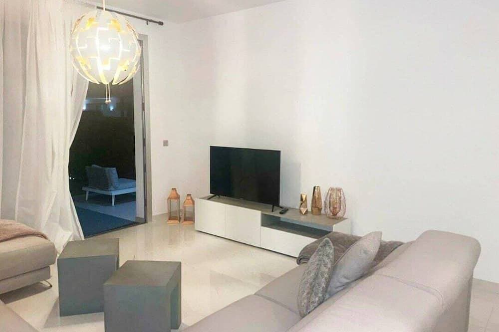 Foto 7 von 21: 10 mins from Puerto Banus, On the new golden mile - luxury gated community