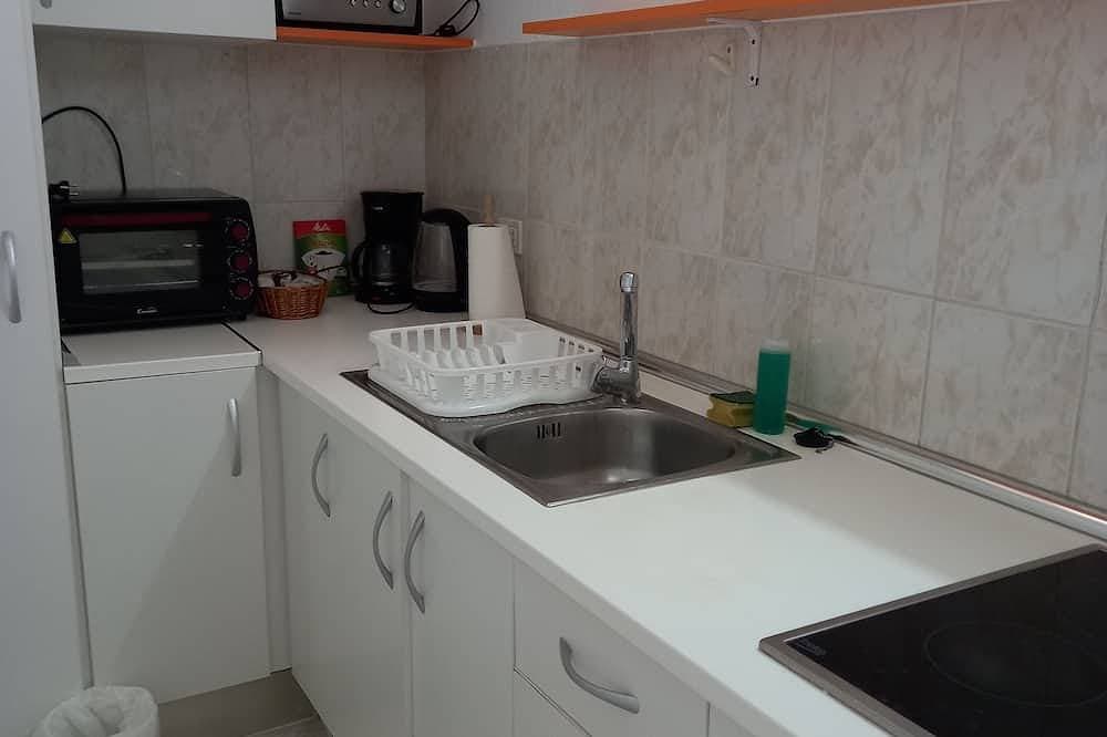 Foto 7 von 11: Mar Apartment is a 1-bedroom apartment in Puerto de la Cruz, ocean front view.