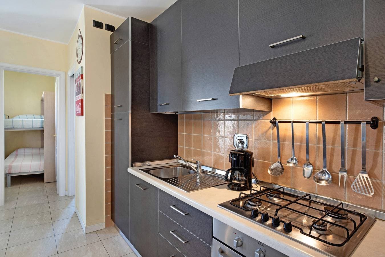 Foto 9 von 21: Ferienwohnung "Miradore" mit Meerblick, WLAN, Klimaanlage, Balkon & Terrasse