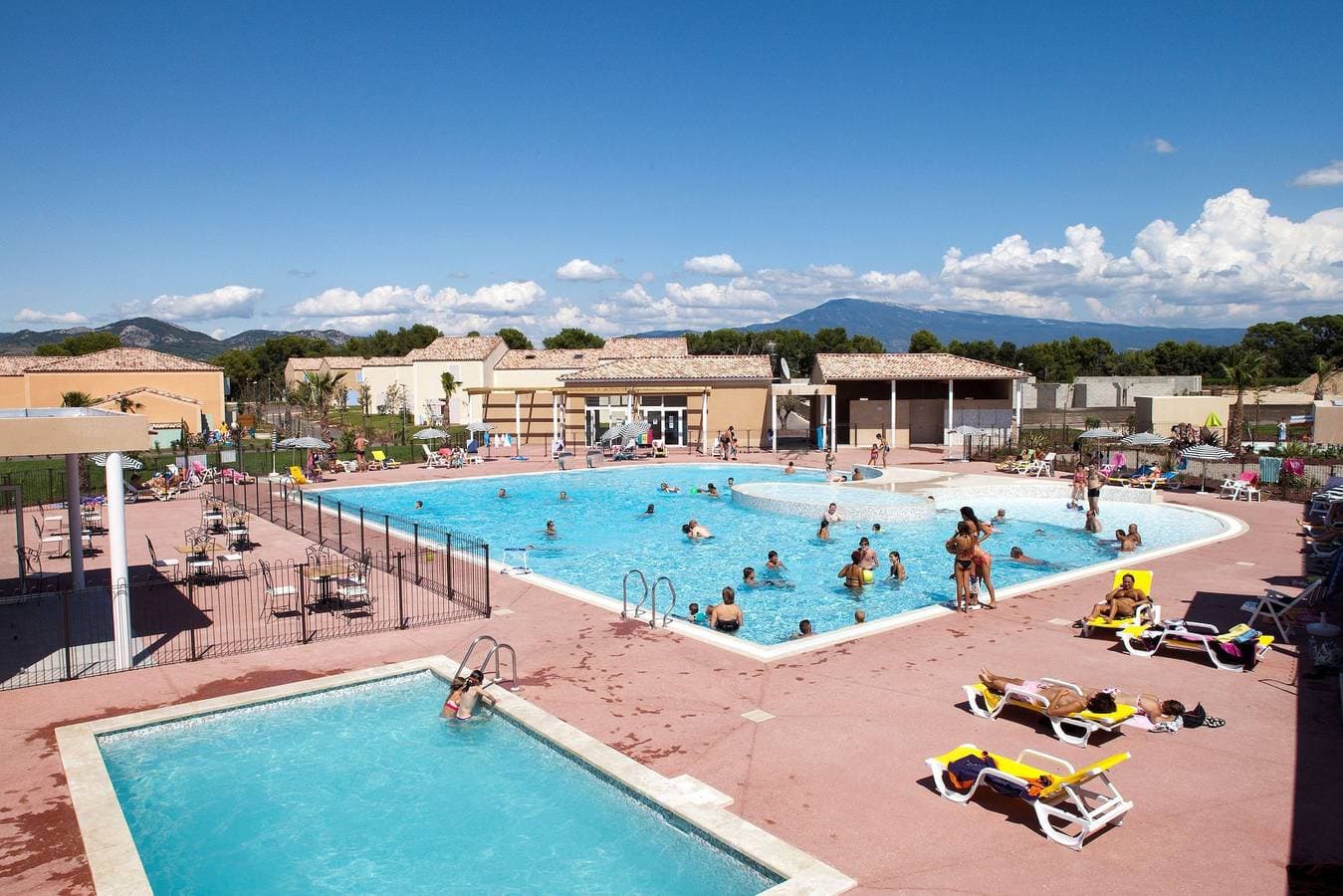Foto 4 von 10: Ferienhaus für 4 Personen mit Pool