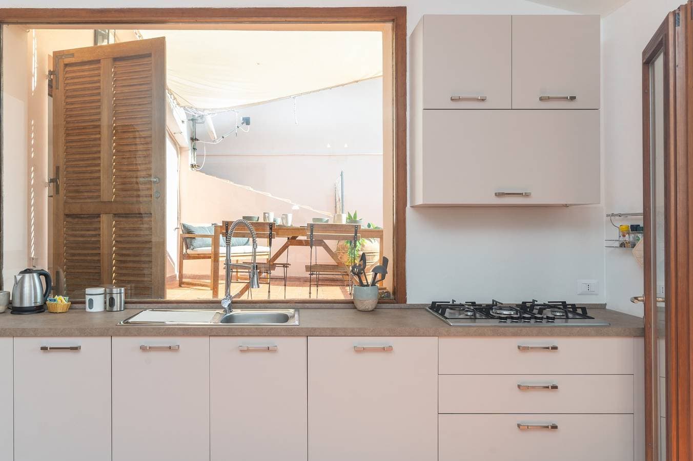 Foto 6 von 25: Ferienhaus 'Le Giare 2' mit Meerblick, privater Terrasse und Klimaanlage