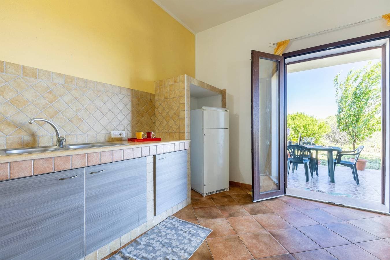 Foto 11 von 32: Ferienwohnung 'Casa Orizzonte Anglona' mit privater Terrasse, Garten und WLAN