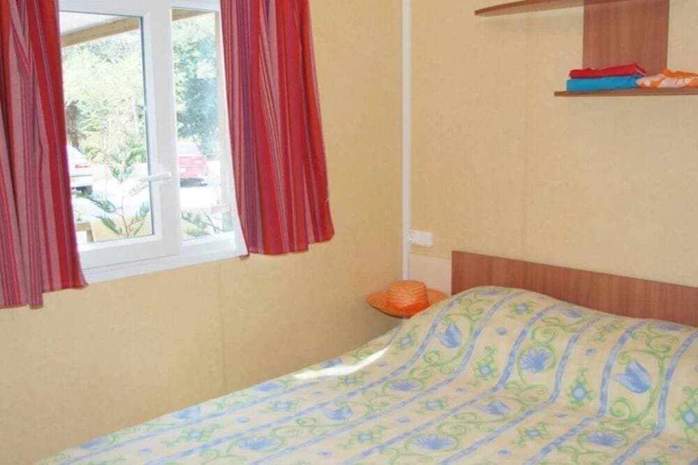 Foto 3 von 20: ZEcamping 3 étoiles  mobil-home TV clim 27m2