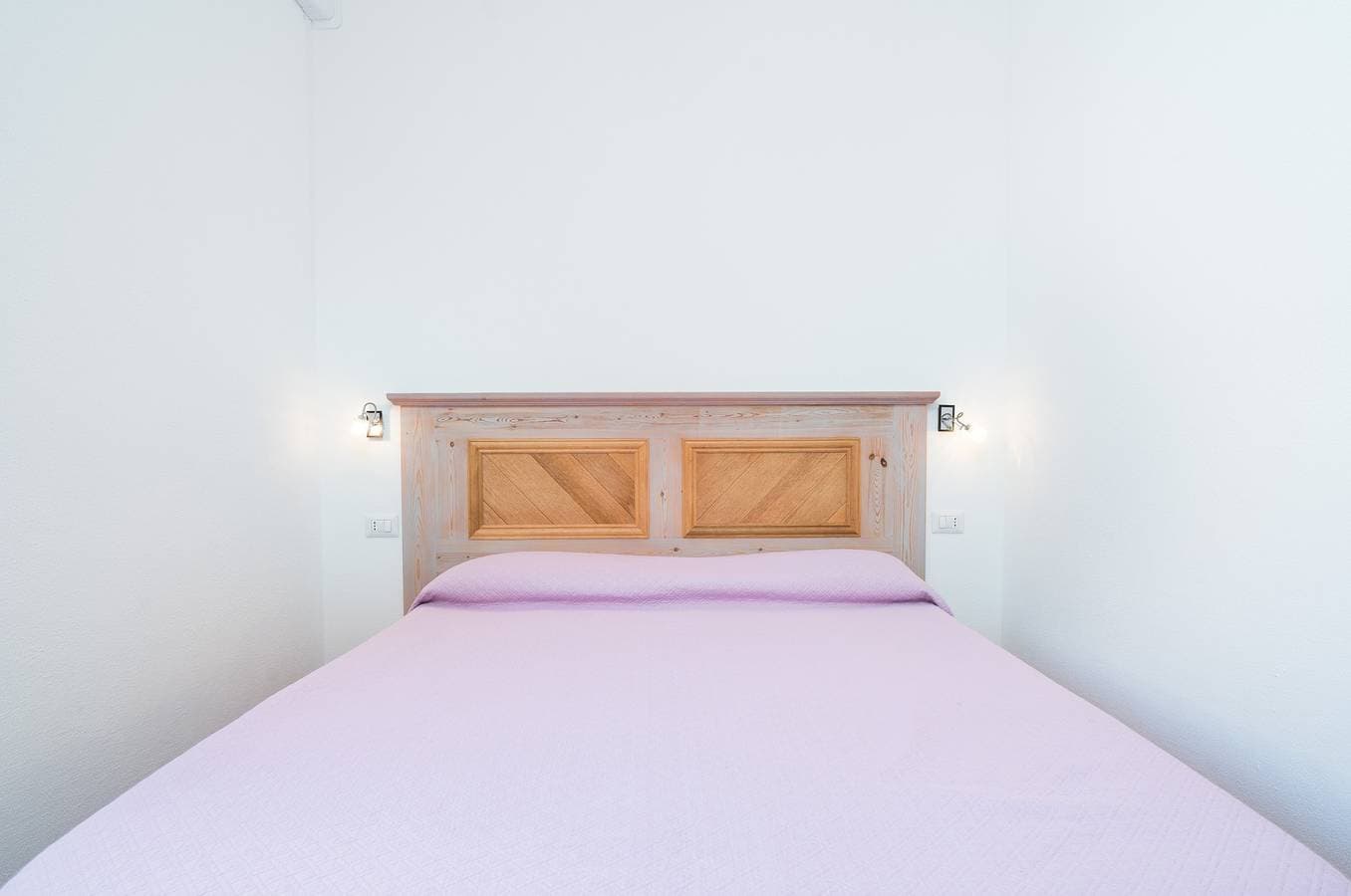 Foto 3 von 22: Ferienhaus 'Holiday Vista Mare' mit Meerblick, WLAN und Klimaanlage