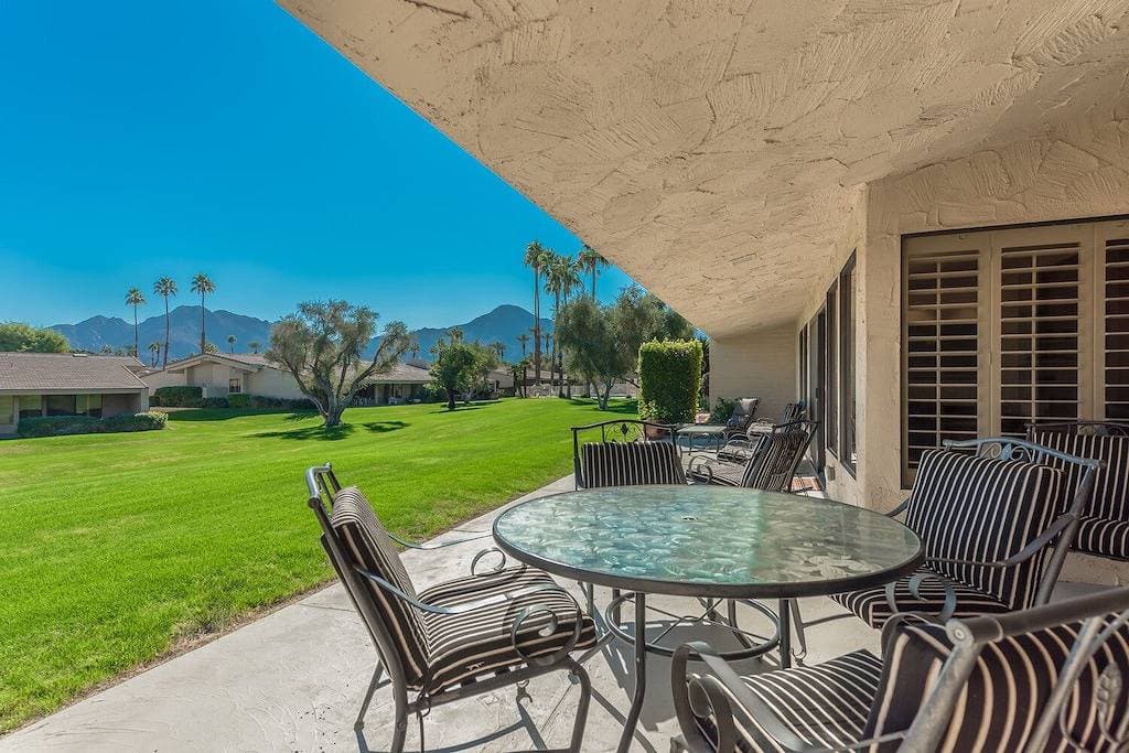 Foto 5 von 27: Endless views in Indian Wells!  Desert Horizons new and improved in 2024!