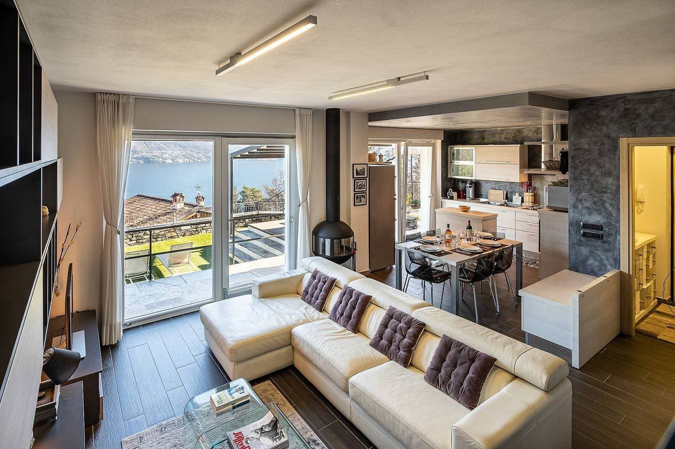 Foto 8 von 51: Casa Verde Ferienhaus mit Panorama-Seeblick