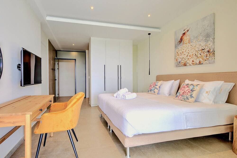 Foto 8 von 30: Afionas Aethereum Luxury Villa Concept