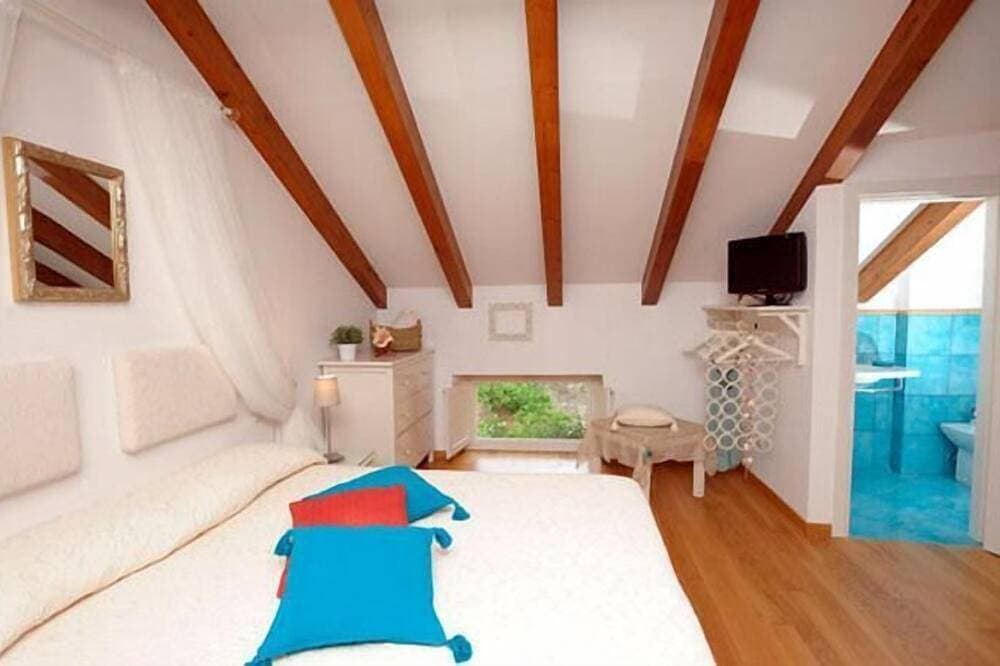 Foto 4 von 30: Gorgeous Loft Apartments  with Pool in Amalfi Town by Amalfivacation.It