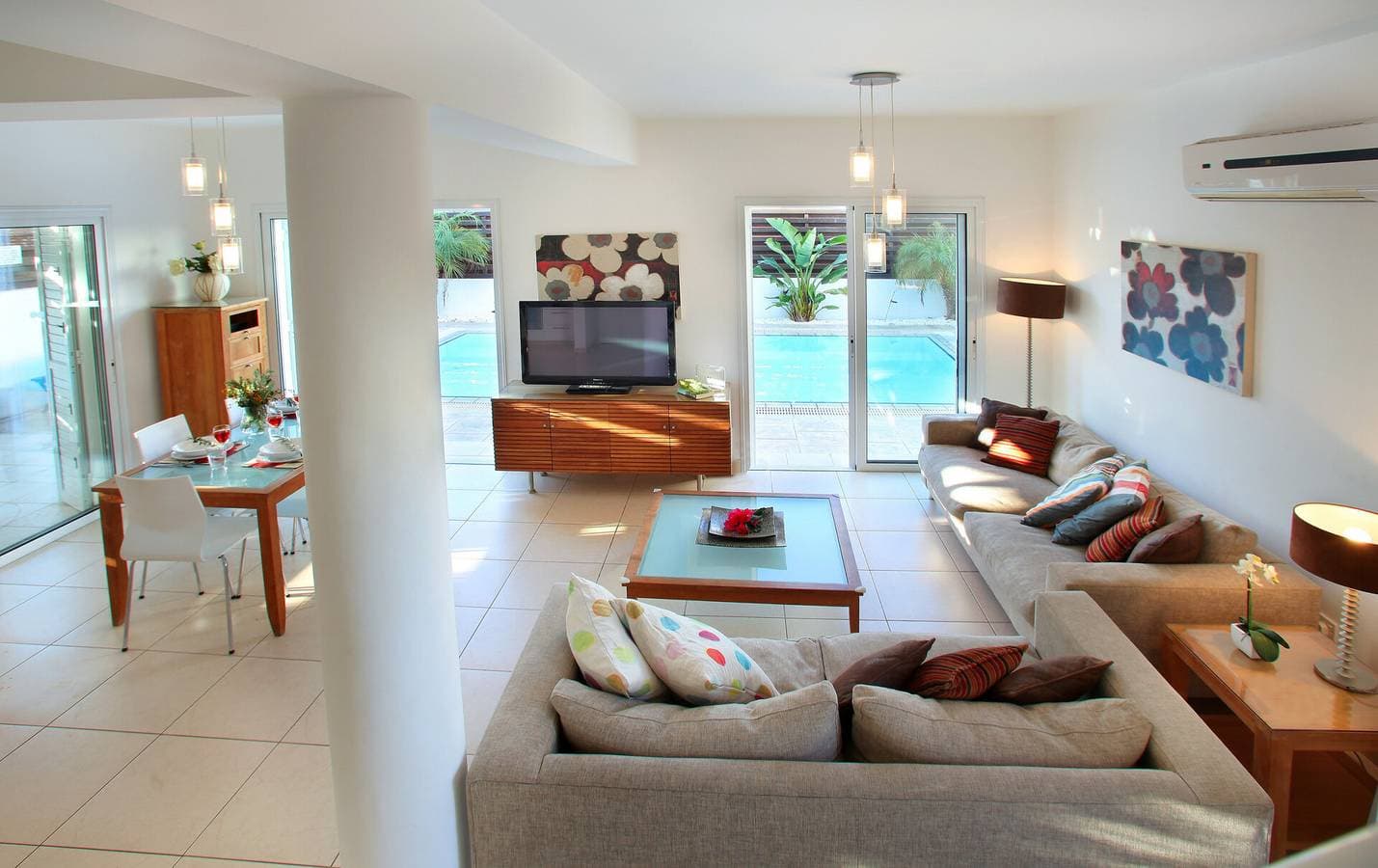 Foto 5 von 15: Villa für 4 Personen mit Pool