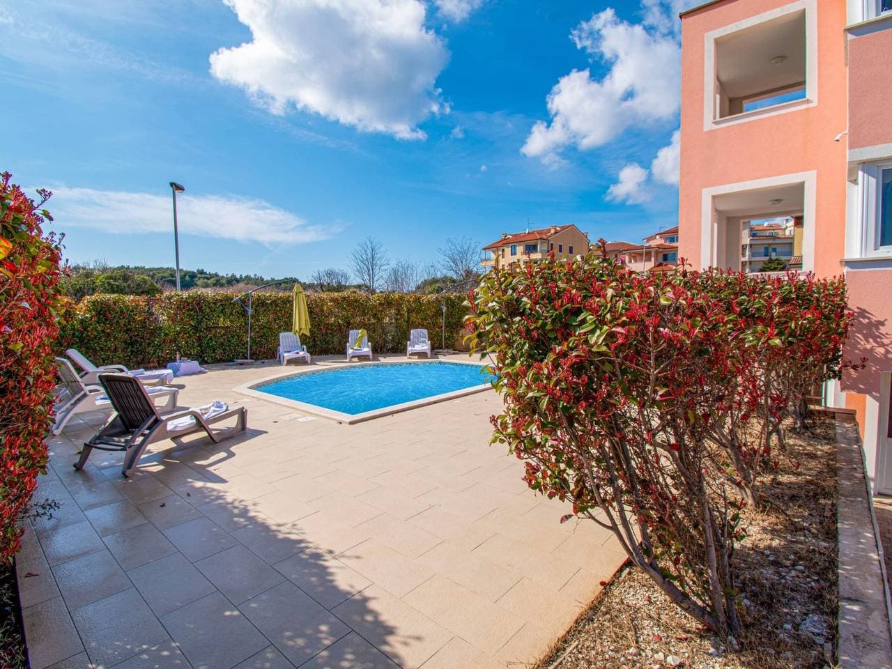 Foto 4 von 7: Apartment Lotus Pool Apartmani