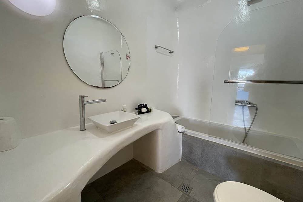 Foto 5 von 30: Neue Superior-Wohnung mit einem Schlafzimmer. Wohnzimmer / Küche / Esszimmer