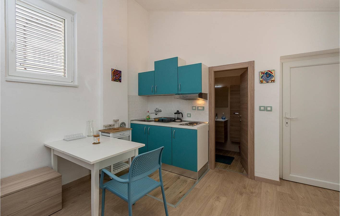 Foto 3 von 16: Gemütliche Ferienwohnung in der Nähe des FKK-Strandes mit Terrasse und Parkplatz