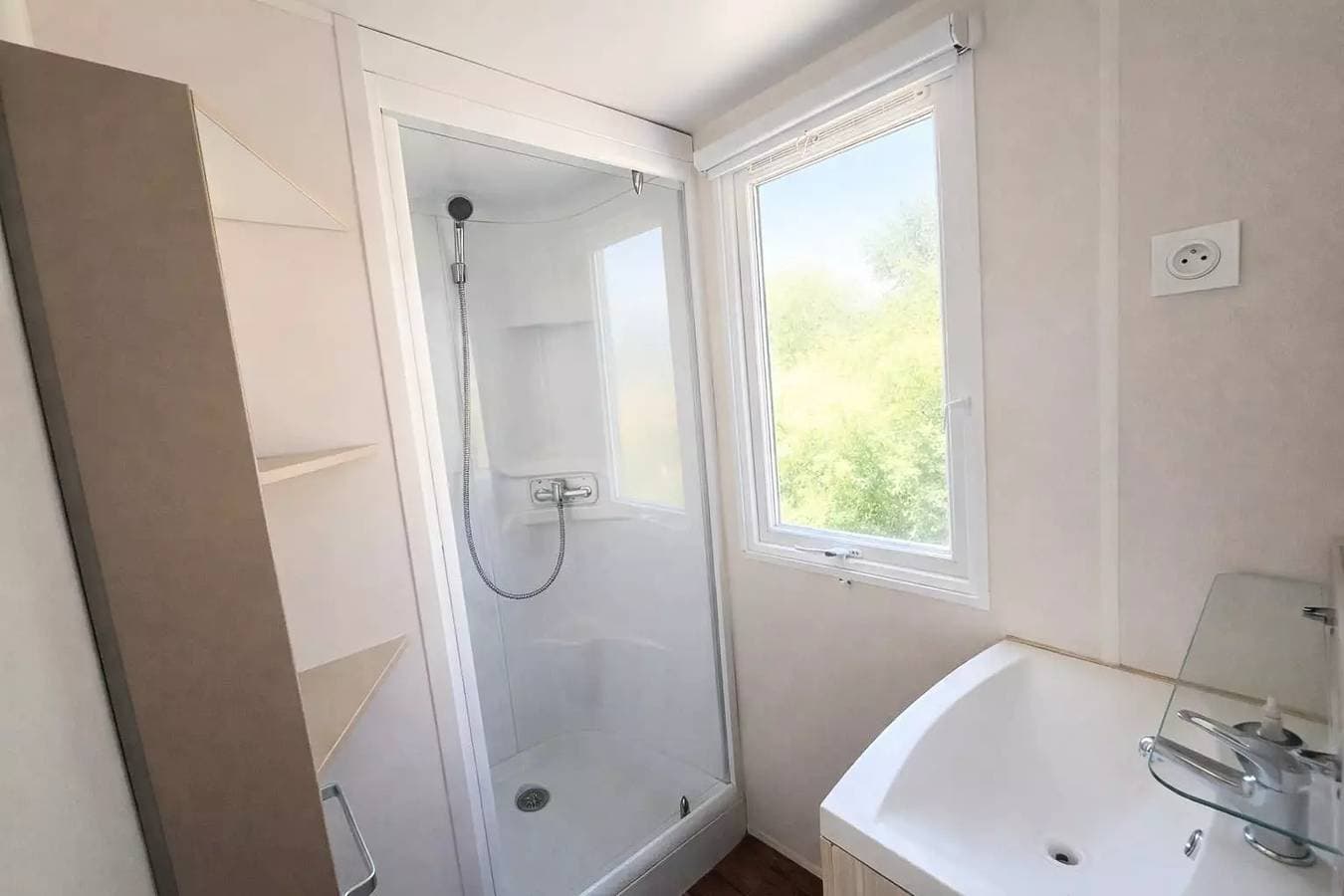 Foto 13 von 13: Mobilheim mit Klimaanlage, 2 Schlafzimmer 4 Personen