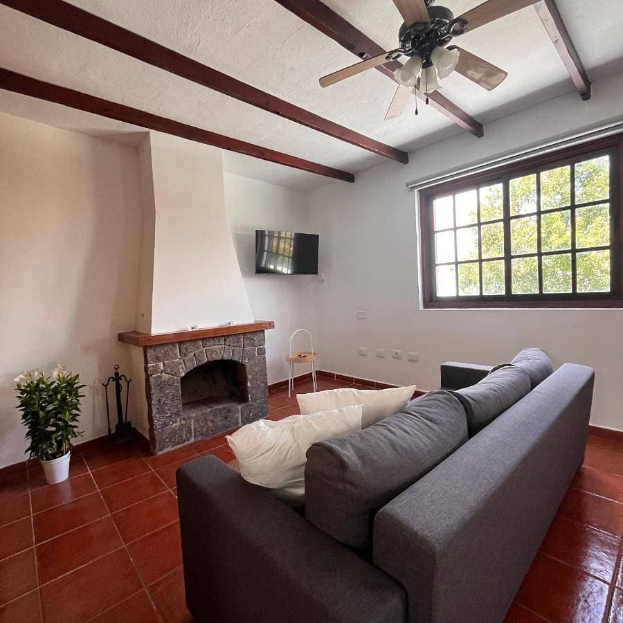Foto 4 von 16: Two-Bedroom House