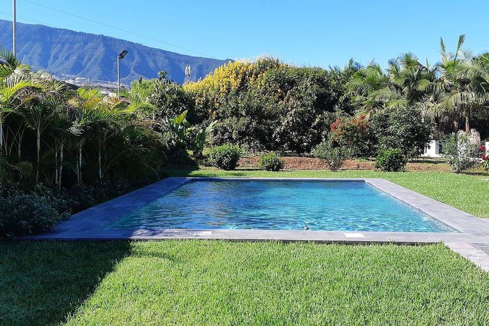 Foto 13 von 21: Romantischer Kurzurlaub, Luxus-Ferienhaus mit großem beheiztem Privatpool