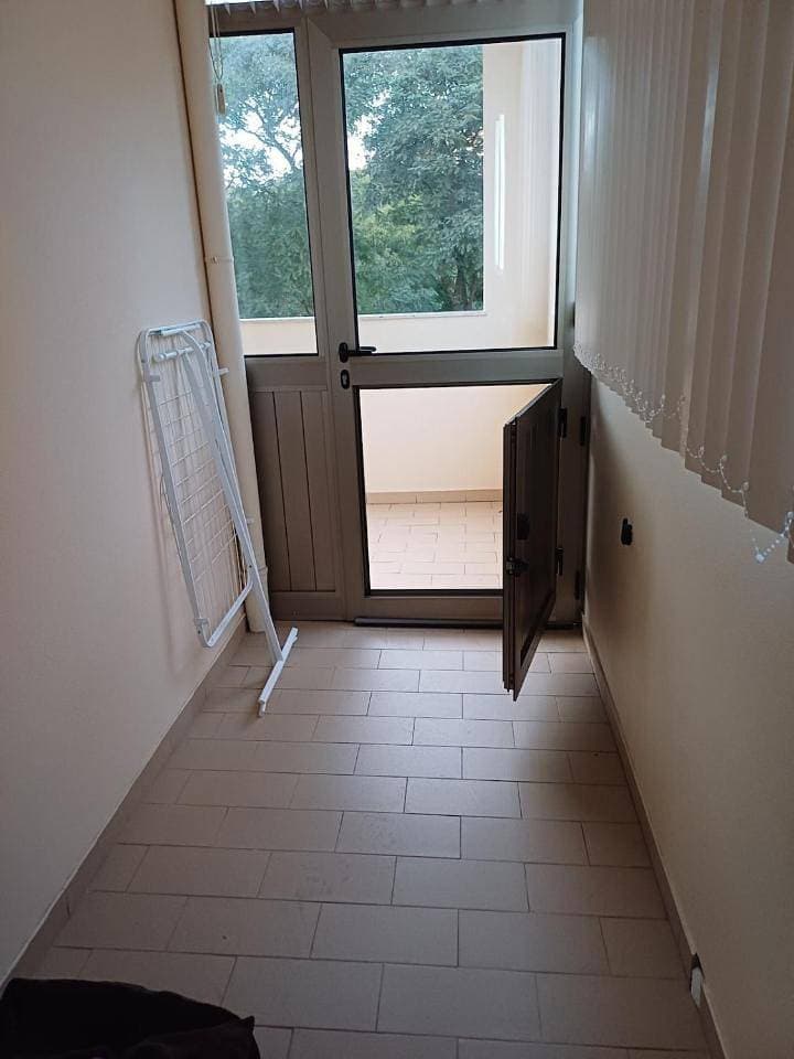 Foto 10 von 72: Three-Bedroom Apartment with Balcony