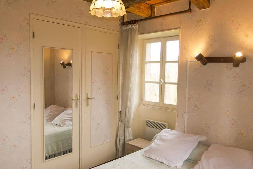 Foto 2 von 9: Maisonette in Corrèze | Wifi, TV, Terrasse und Grill, private Grünflächen