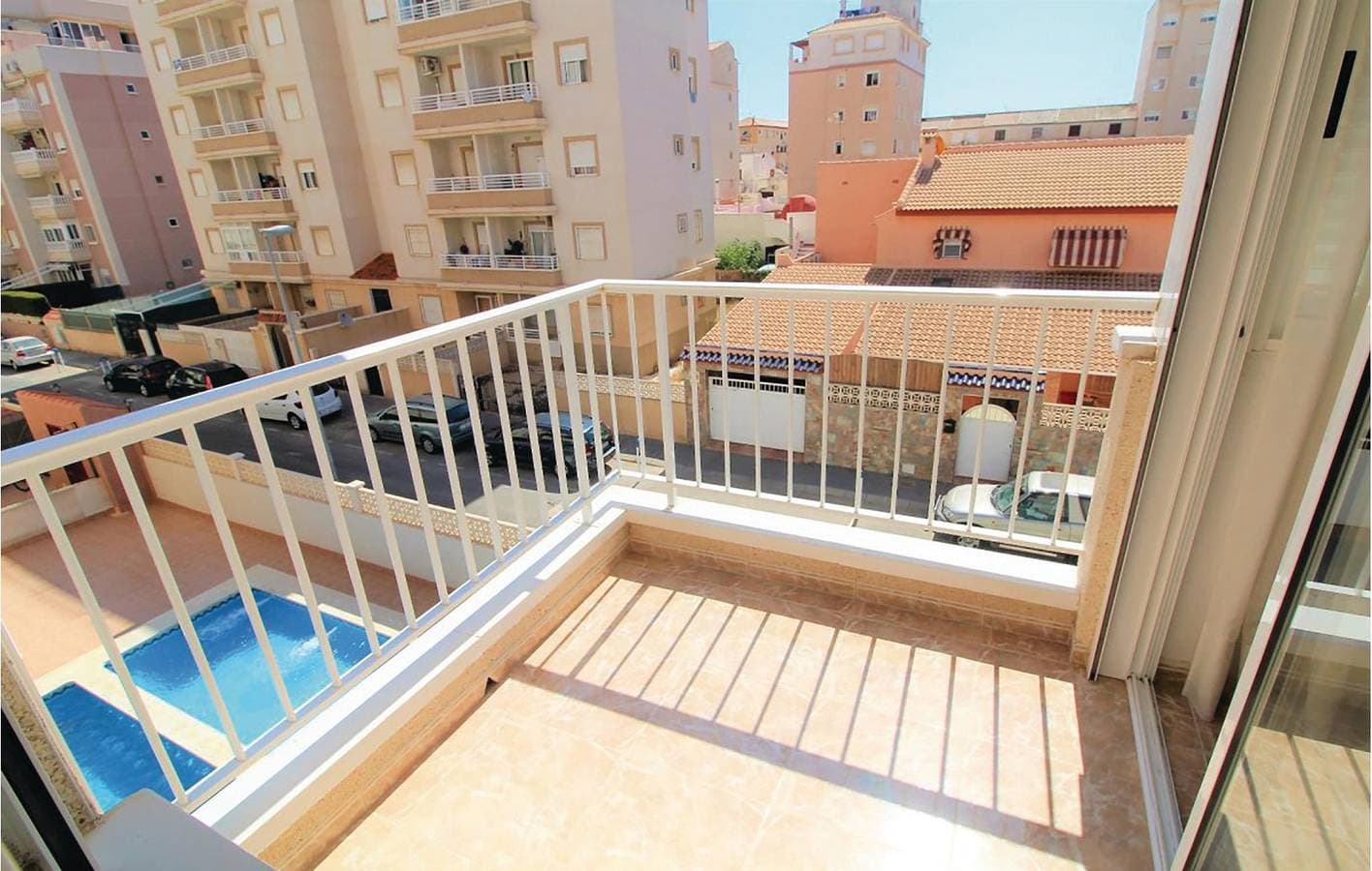 Foto 2 von 13: Apartment am Pool mit AC und Terrasse, 1,5 km zum Strand