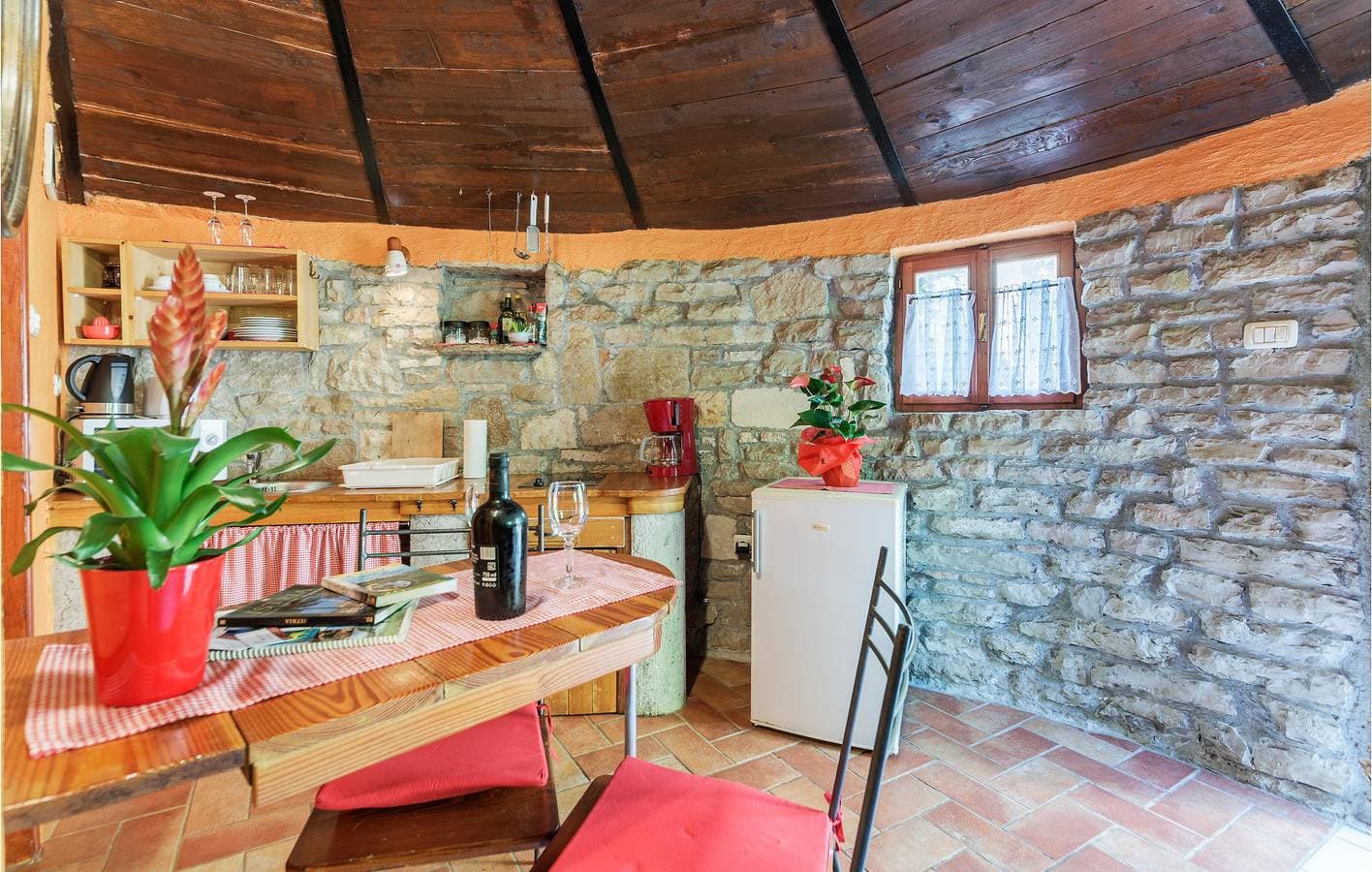 Foto 6 von 23: Charmante Ferienwohnung mit Terrasse, WLAN und Zugang zum Strand – der ideale Urlaubsort!