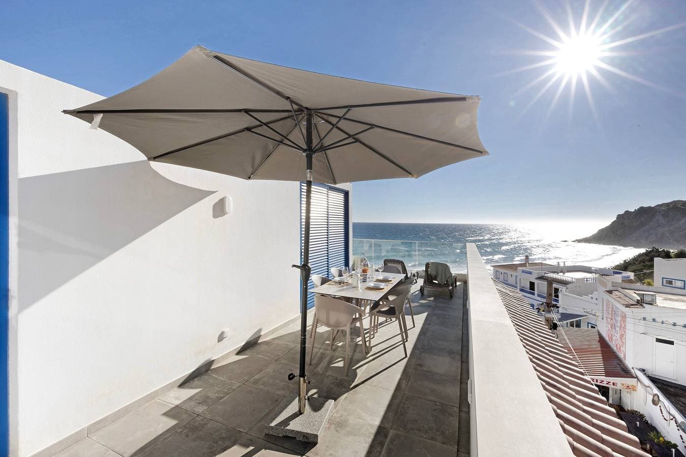 Foto 2 von 28: Ferienhaus 'Casinha' mit Meerblick, WLAN und Klimaanlage