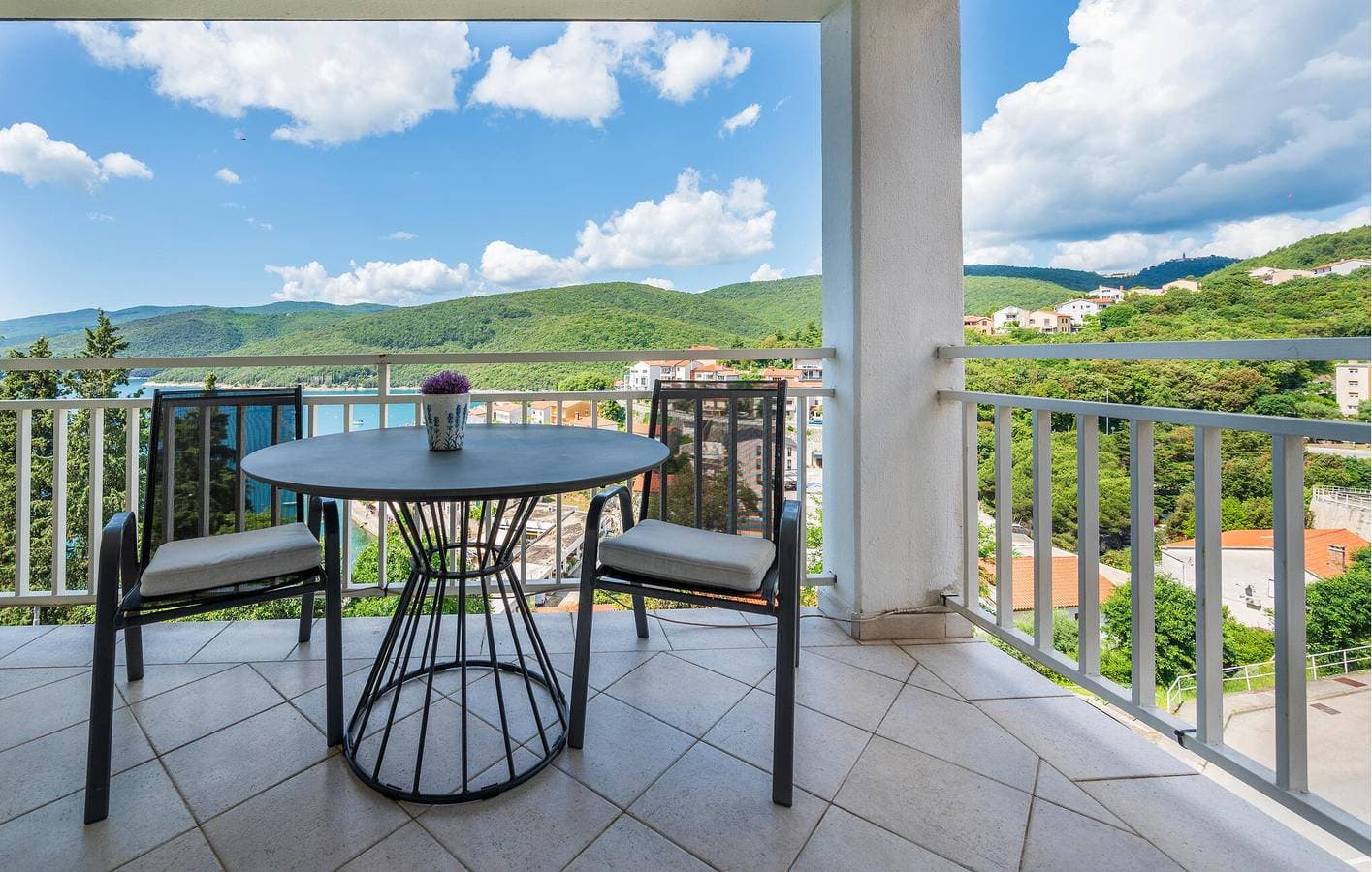Foto 5 von 20: Gemütliches Apartment mit Meerblick, Terrasse, WLAN und Parkplatz – 200 m vom Strand entfernt