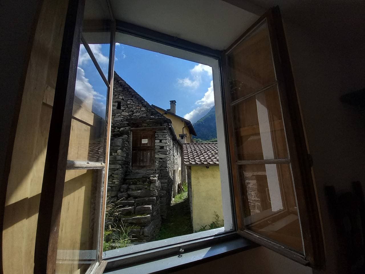 Foto 3 von 25: "Casa Coerente" Cavergno - Zimmer #3
