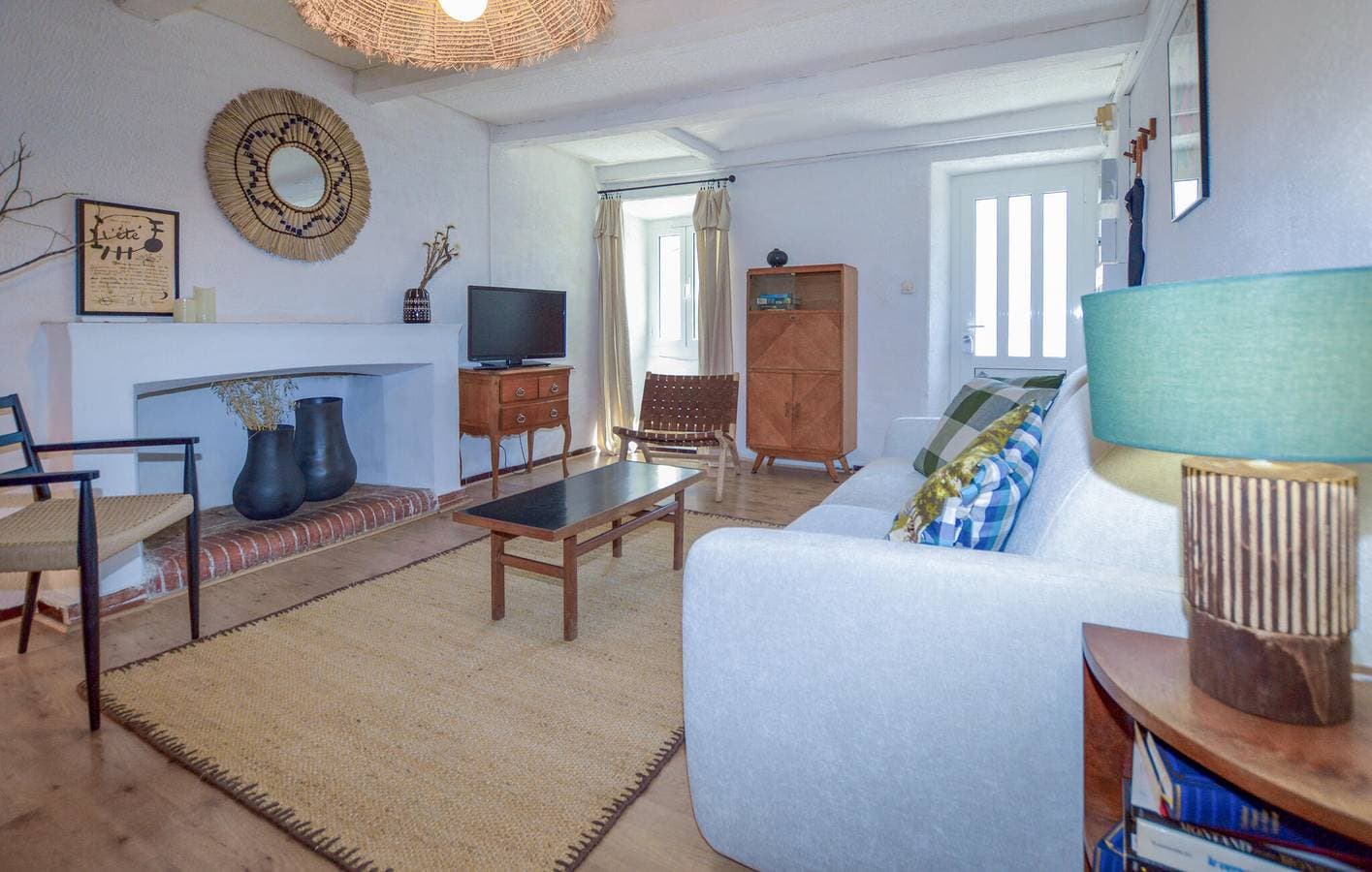 Foto 10 von 23: Gemütliche Sollacaro Wohnung mit WiFi & AC, in der Nähe von Restaurants