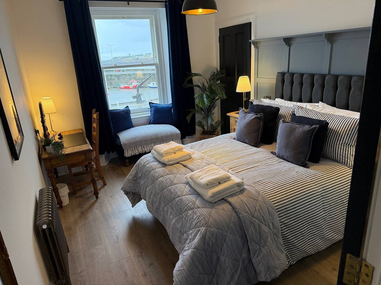 Foto 12 von 32: Seaview Apartment - 2Bed on Anstruther Harbour