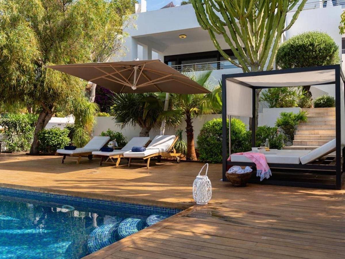 Villa 5 Bedrooms in Cap Martinet, Ibiza 1