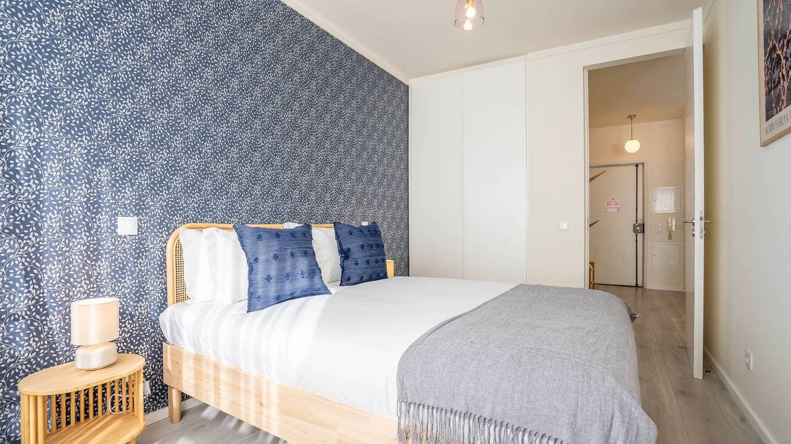 Foto 8 von 28: TrindadeFlat w/ AC by LovelyStay