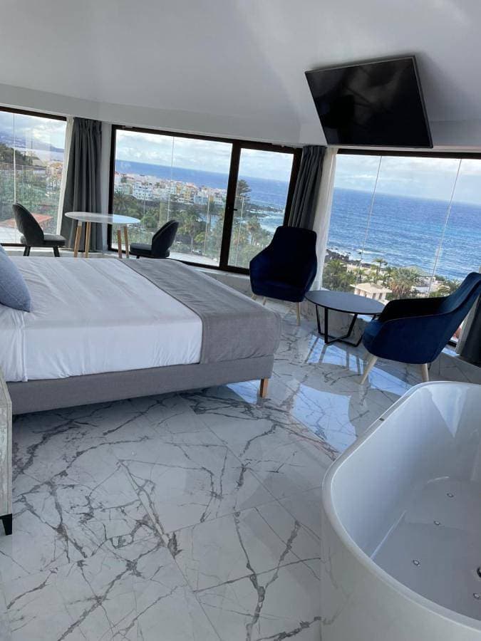 Suite 360 Bahía Playa 1