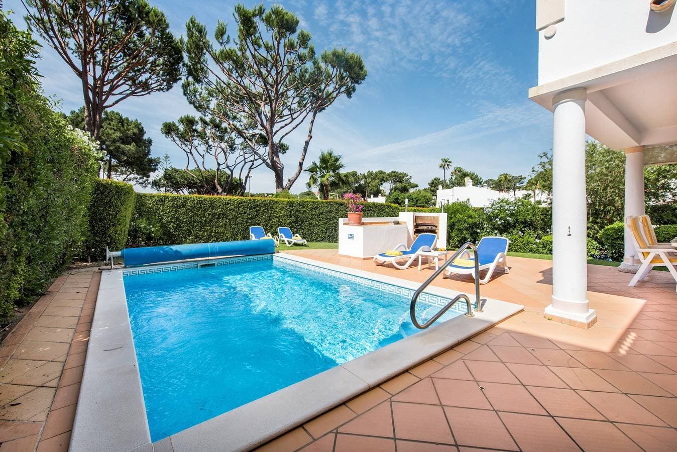 Foto 11 von 42: Villa „Mng Elliott 52“ mit privatem Pool und WLAN