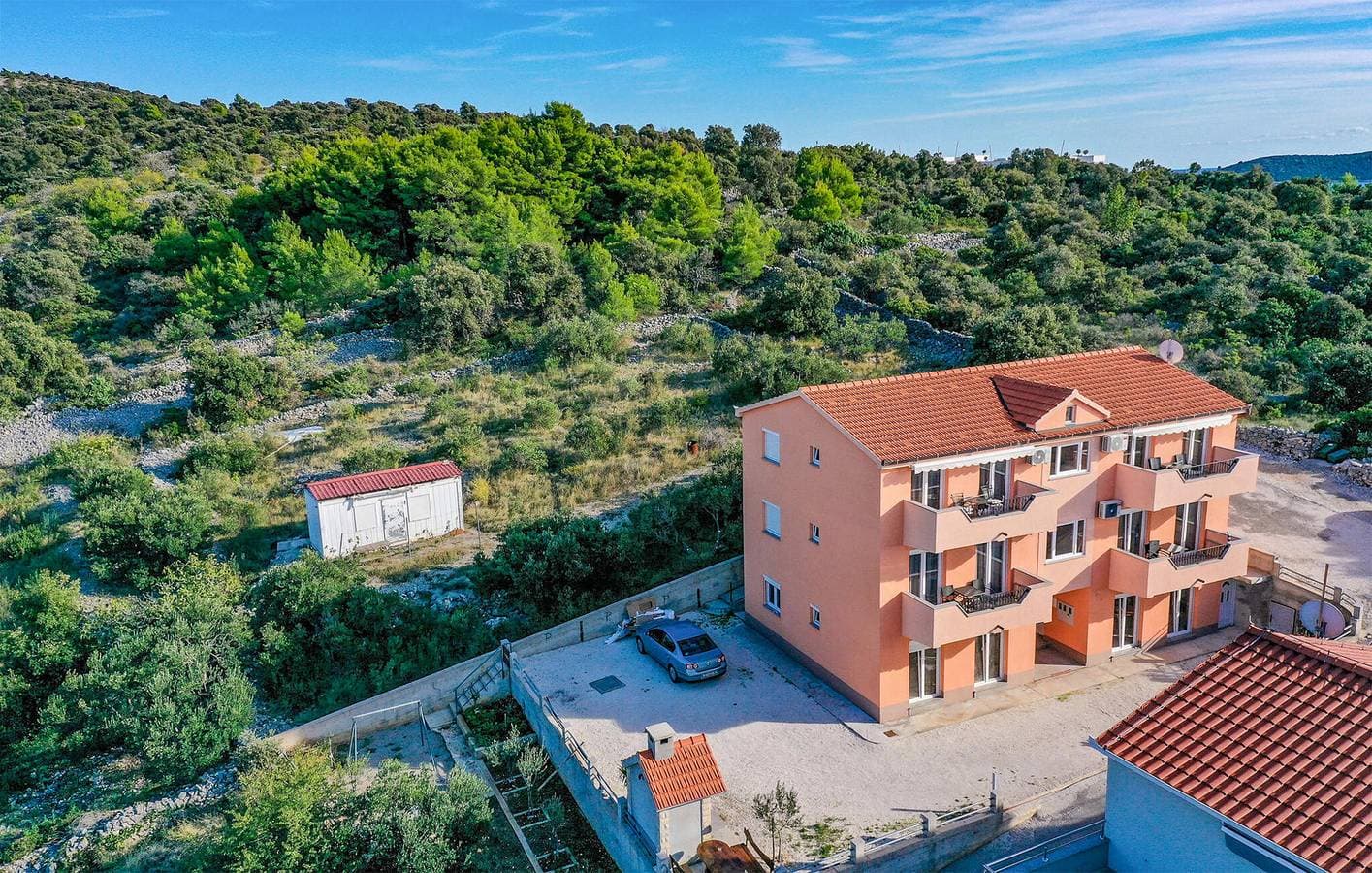 Foto 3 von 22: Gemütliche Wohnung mit Terrasse, WLAN und Parkplatz, 1,5 km vom Strand entfernt