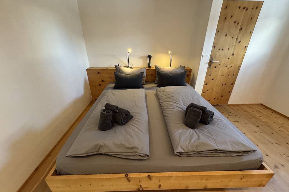 Foto 8 von 30: Chasa Vital - Hochwertige Ferienwohnung mit elegantem Ambiente in Sent