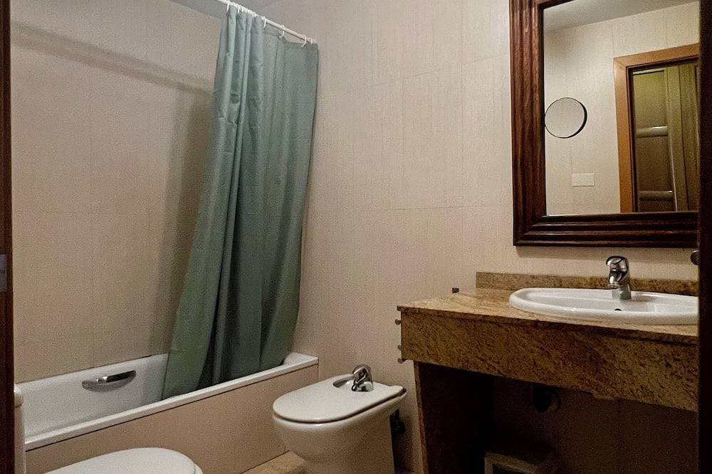 Foto 7 von 30: 🌞 Geräumige 3-Zimmer-Wohnung in einem Luxusgebäude, 150 m Strand, Internet🌞