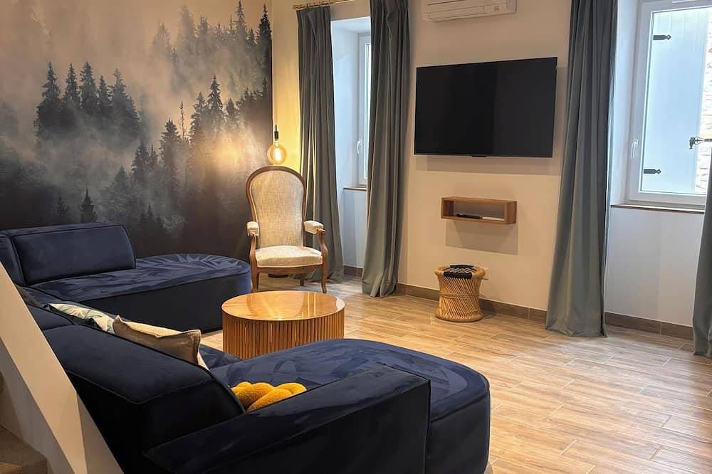 Foto 8 von 30: Charming, completely renovated family gîte in the heart of an Ardechois village.