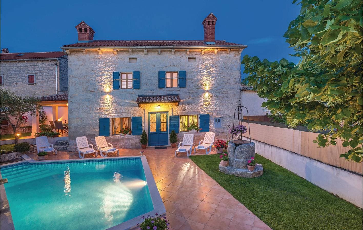 Gemütliche Ferienwohnung mit Pool, Terrasse und Parkplatz in der Nähe des Stadtzentrums von Butkovići 1