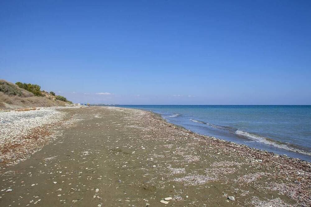Foto 4 von 30: Wirklich spektakuläre FirstLine Sea Front Villa im schönen Dorf Pervolia