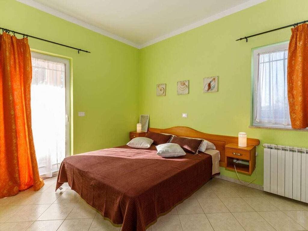 Foto 7 von 21: Two-Bedroom Holiday Home