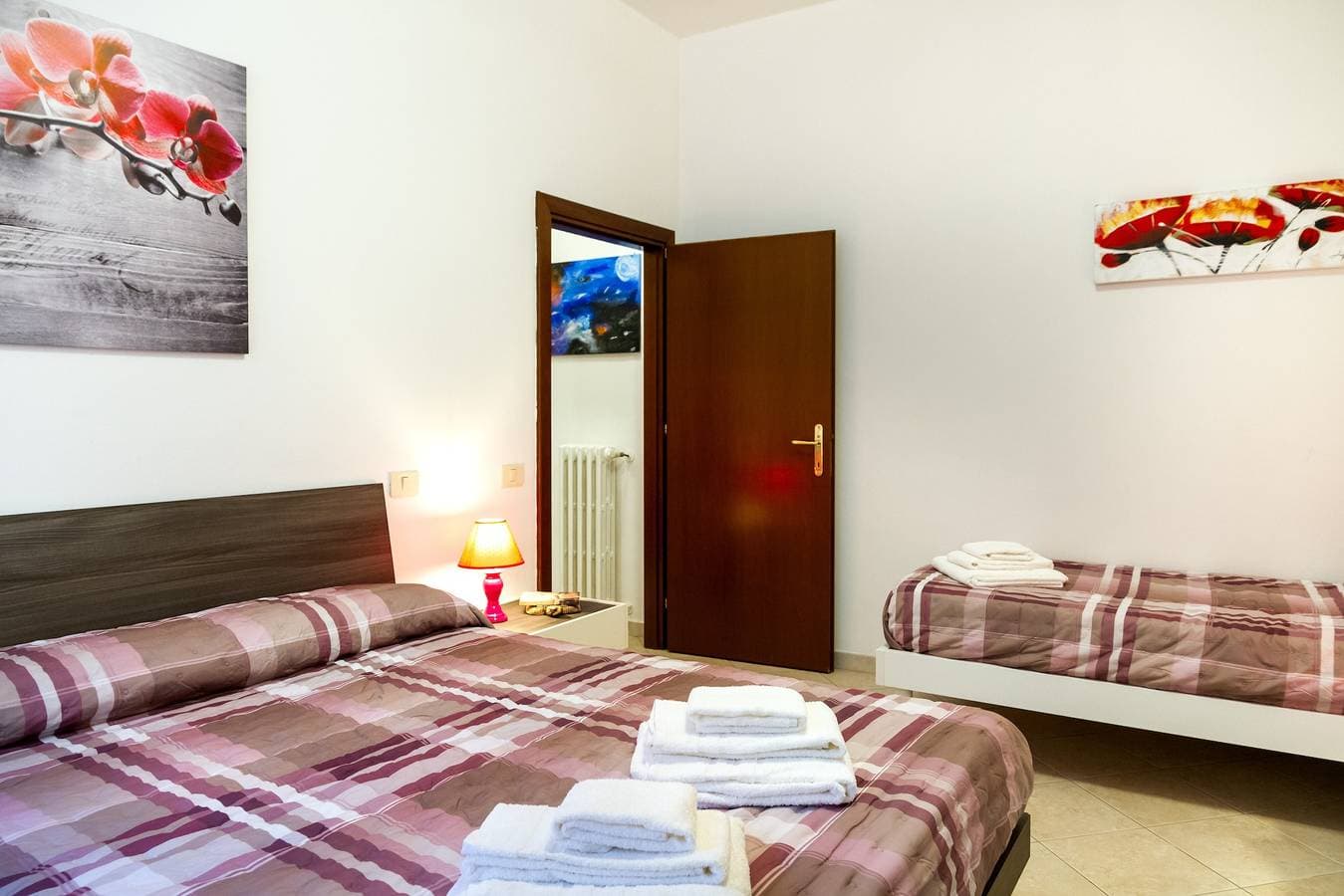 Foto 2 von 26: Ferienwohnung 'Onda D'Argento' mit privater Terrasse und Klimaanlage