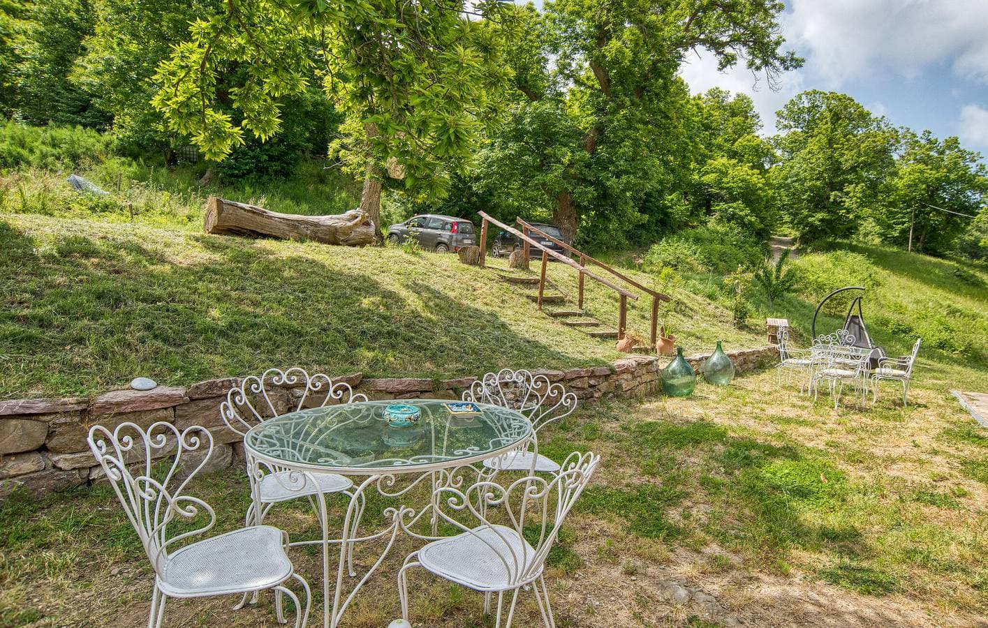 Foto 3 von 30: Charmante 100 m² große Ferienwohnung mit Pool, Garten und WLAN in der Nähe von Arcidosso