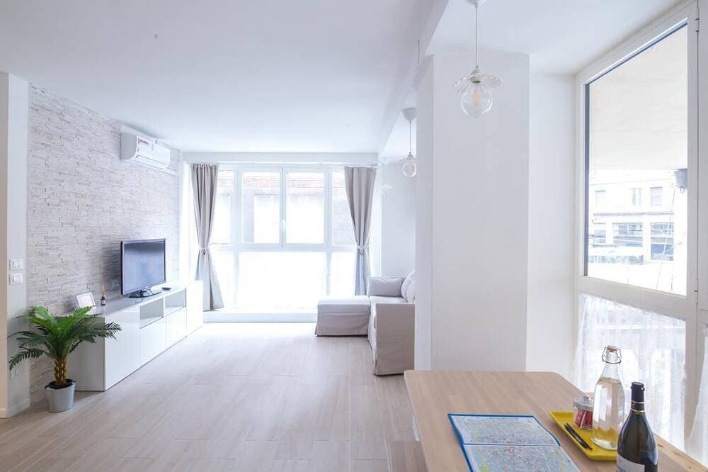 Foto 11 von 22: Marconi Apartment 2 - Bright one-bedroom apartment in the city center